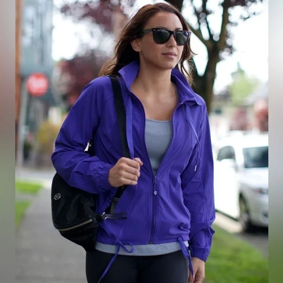 Lululemon Transition Jacket - Picture 8 of 8